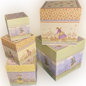 Debbie Mumm 5 Nesting boxes